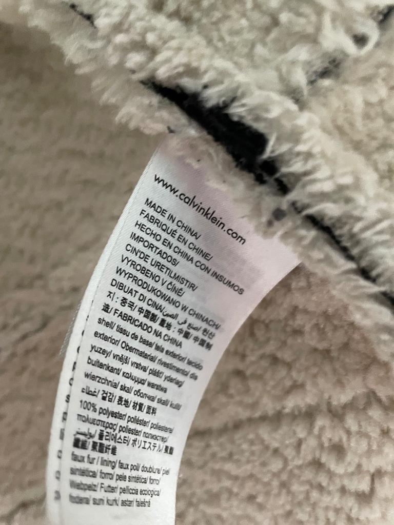 Mooi calvin klein zwart jack met bont, Kleding | Dames, Jasjes, Kostuums en Pakken, Zwart, Maat 42/44 (L), Ophalen of Verzenden