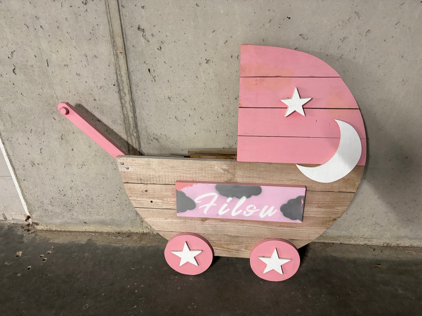 Uniek handgemaakt geboortebord - Roze kinderwagen, Kinderen en Baby's, Ophalen, Zo goed als nieuw, Geboortebord
