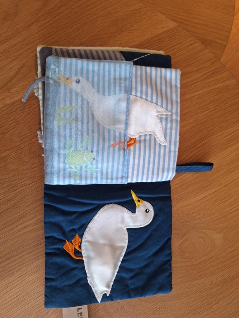 Zacht babyboekje met dieren en texturen, Ophalen of Verzenden, Gebruikt, Overige typen