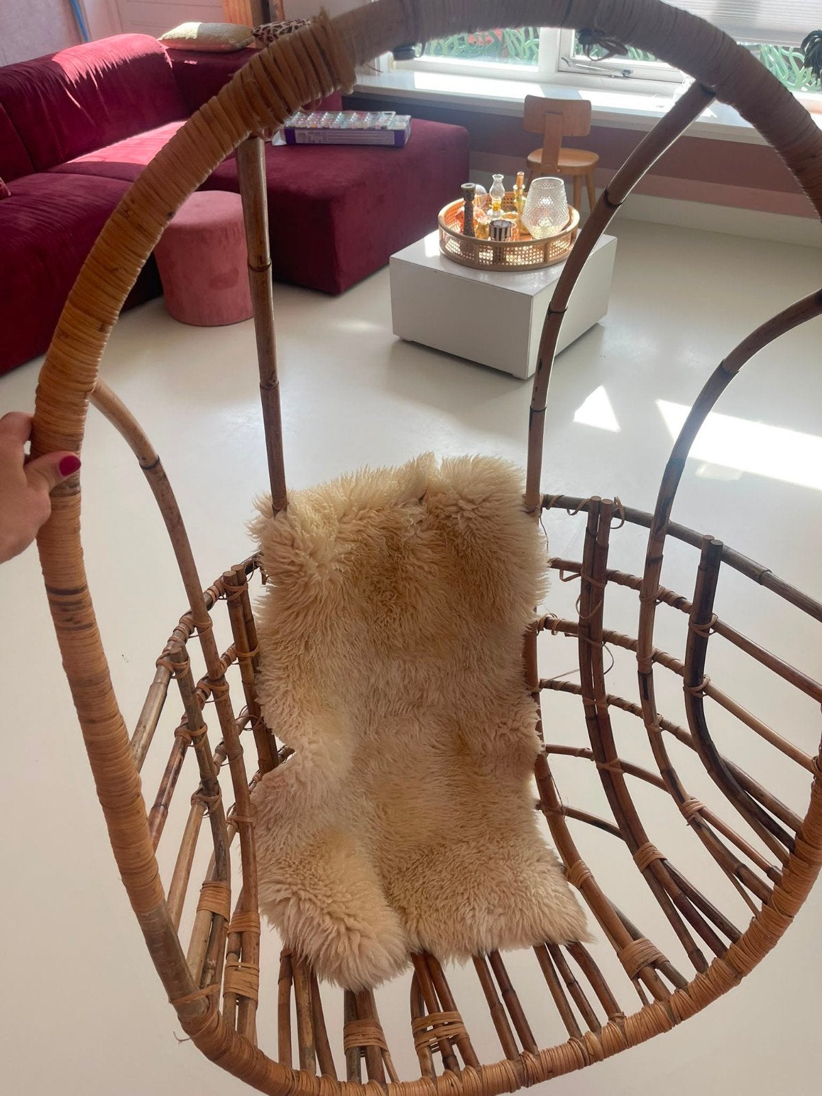 Vintage rotan hangstoel, Huis en Inrichting, Stoelen, Gebruikt, Bruin, Vintage, Bohemien, Riet of Rotan