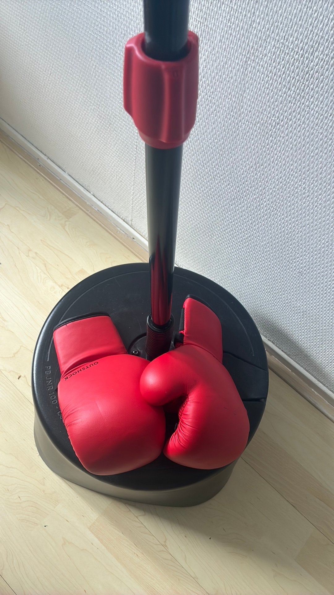 Set met boksbal + bokshandschoenen voor kinderen 4 oz, Sport en Fitness, Boksen, Ophalen, Boksbal