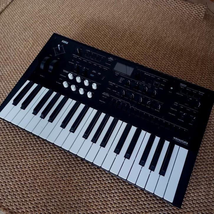 Korg Wavestate, Korg, Zo goed als nieuw, Met midi-aansluiting, Overige aantallen