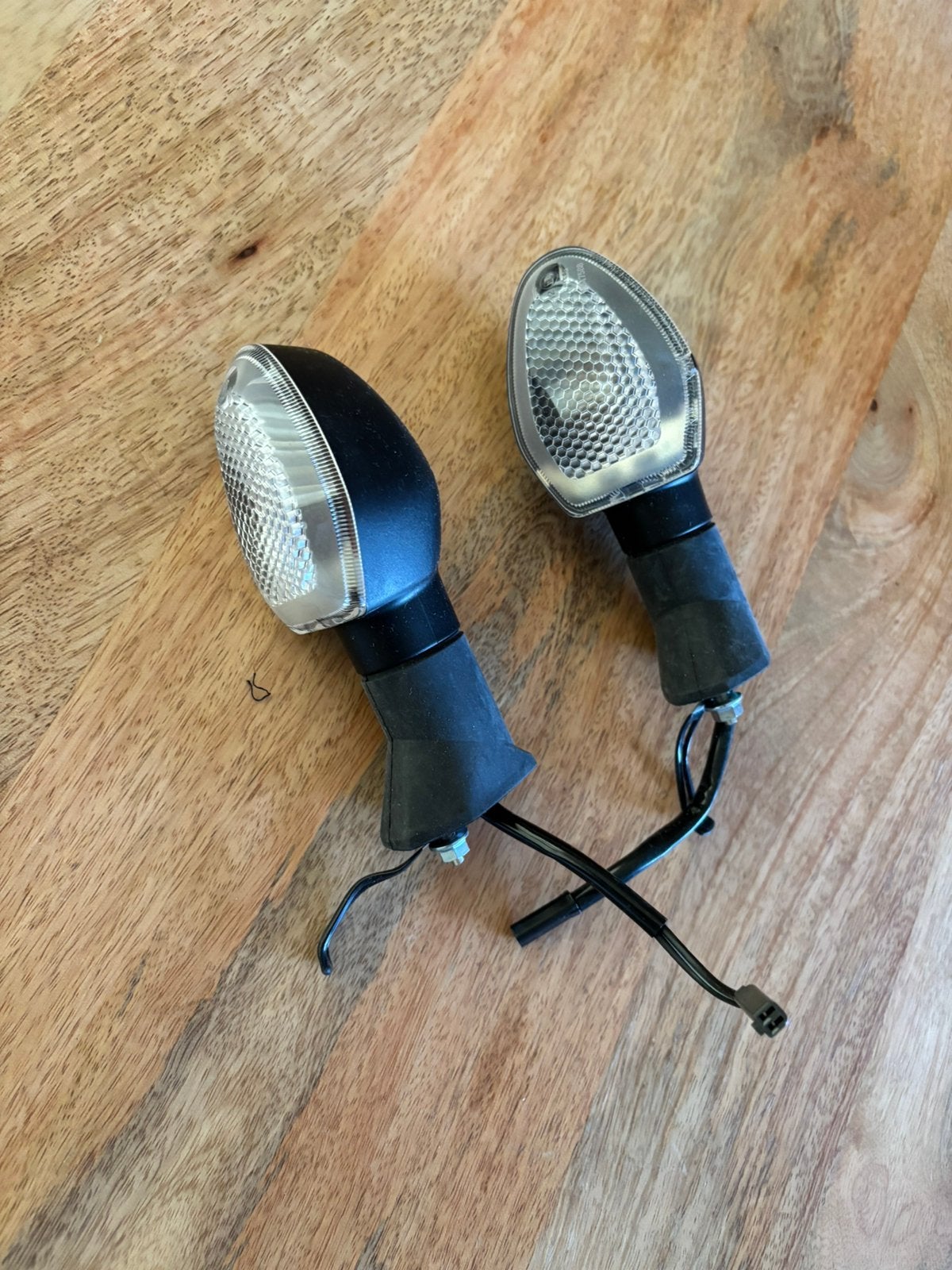 Nieuwe set achterlichten oa voor V-strom 650/ 1000, Ophalen of Verzenden