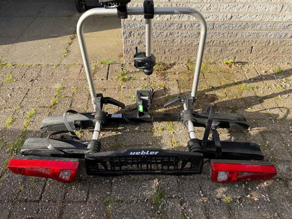 Fietsendrager UEBLER F24, Auto diversen, Fietsendragers, Gebruikt, Trekhaakdrager, 2 fietsen, Elektrische fiets, Ophalen
