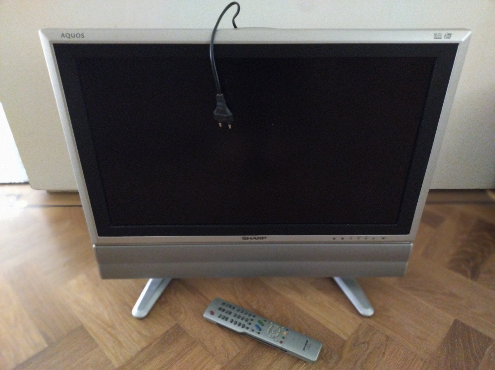 GRATIS Sharp tv type LC-26GA3E, Audio, Tv en Foto, Televisies, Gebruikt, 50 Hz, LCD, Ophalen of Verzenden