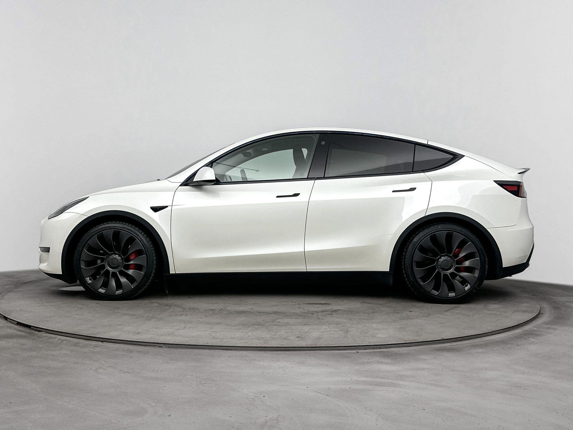 Tesla Model Y Performance AWD 75 kWh 463PK | Trekhaak 1600KG, Automaat, Gebruikt, 495 min, 462 pk