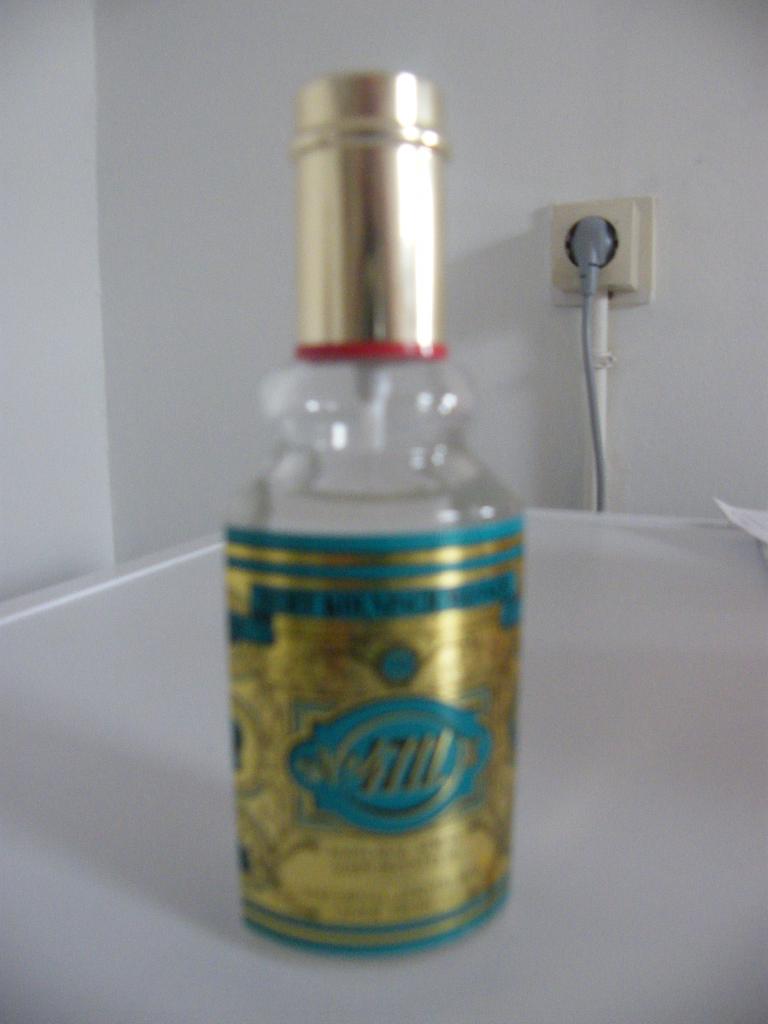 eau de cologne, Ophalen of Verzenden, Zo goed als nieuw
