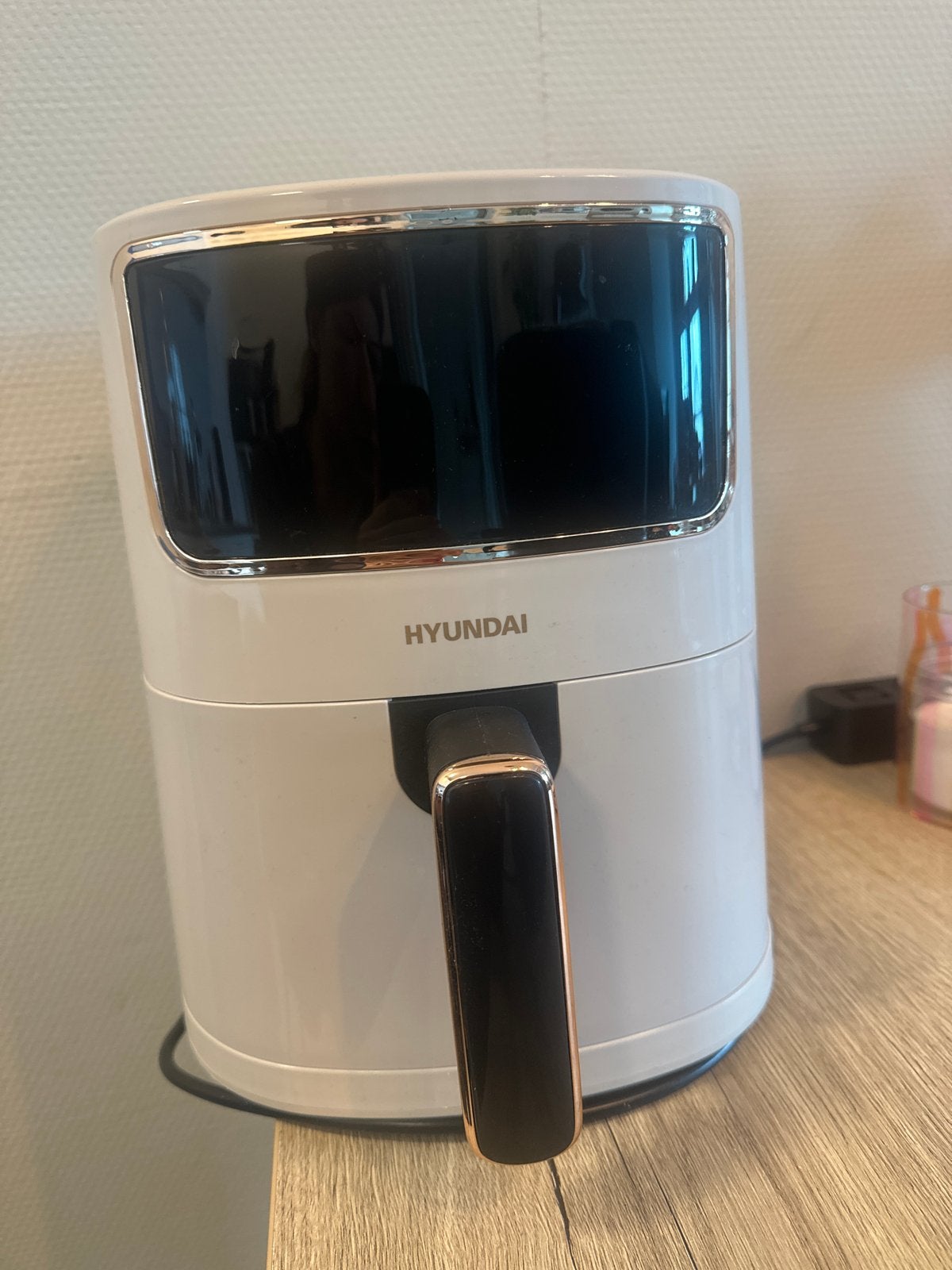 Hyundai Airfryer, Ophalen of Verzenden, Zo goed als nieuw, Airfryer, 1000 t/m 1499 gram