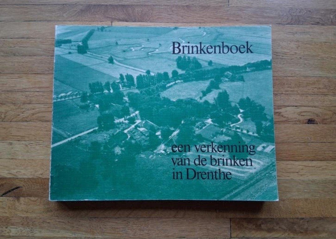 Brinkenboek
Een verkenning van de brinken in drenthe, Boeken, Ophalen of Verzenden, Zo goed als nieuw