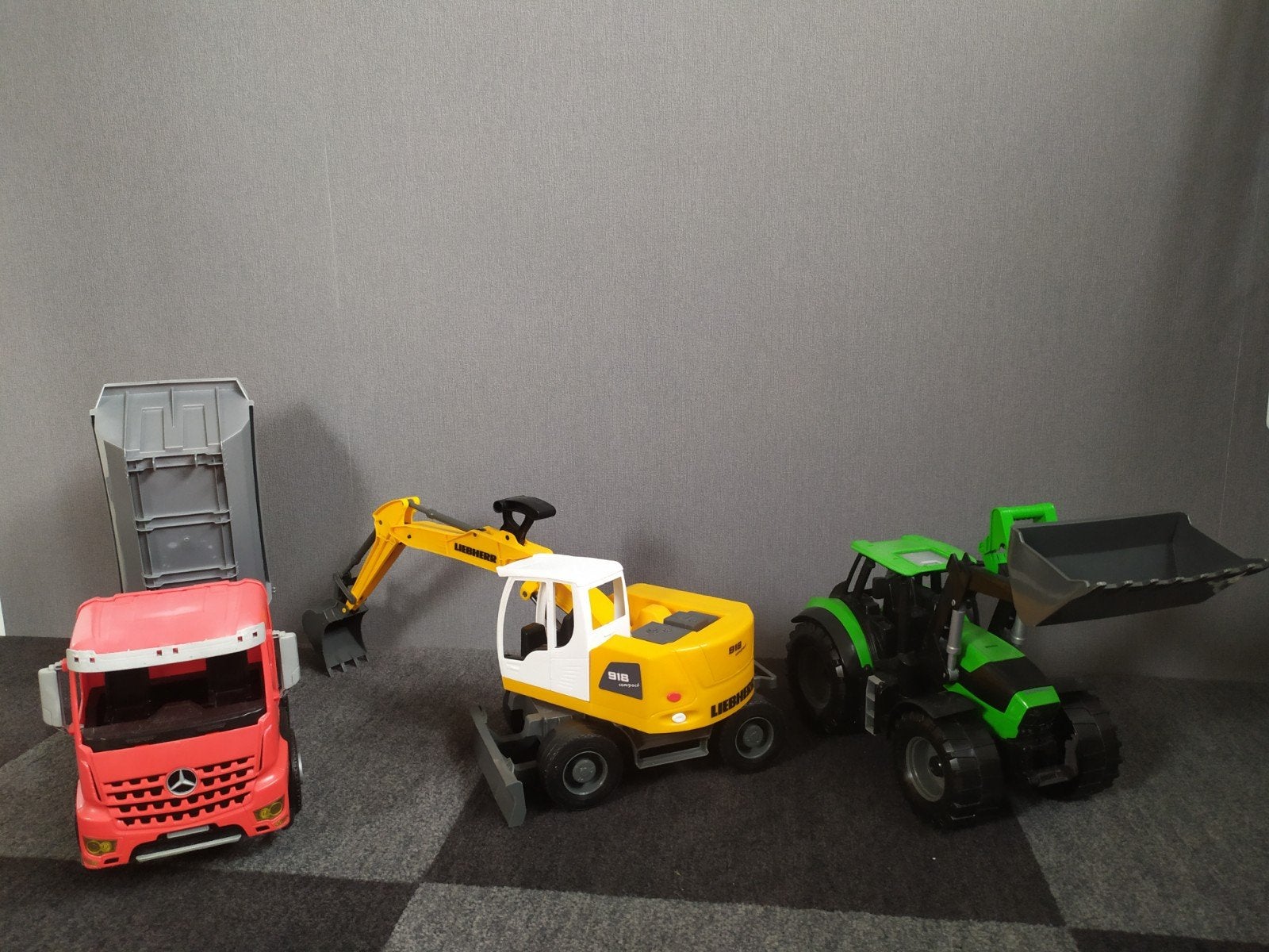 Speelgoed tractor vrachtwagen mobiele kraan, Ophalen of Verzenden, Tractor of Landbouw, Overige merken