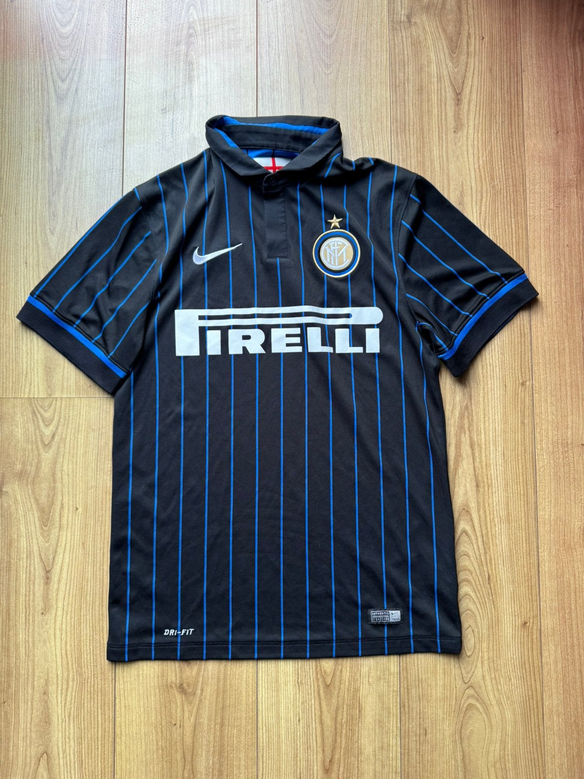 Origineel zeldzaam voetbalshirt inter milan internazionale, Ophalen of Verzenden, Zo goed als nieuw, Shirt