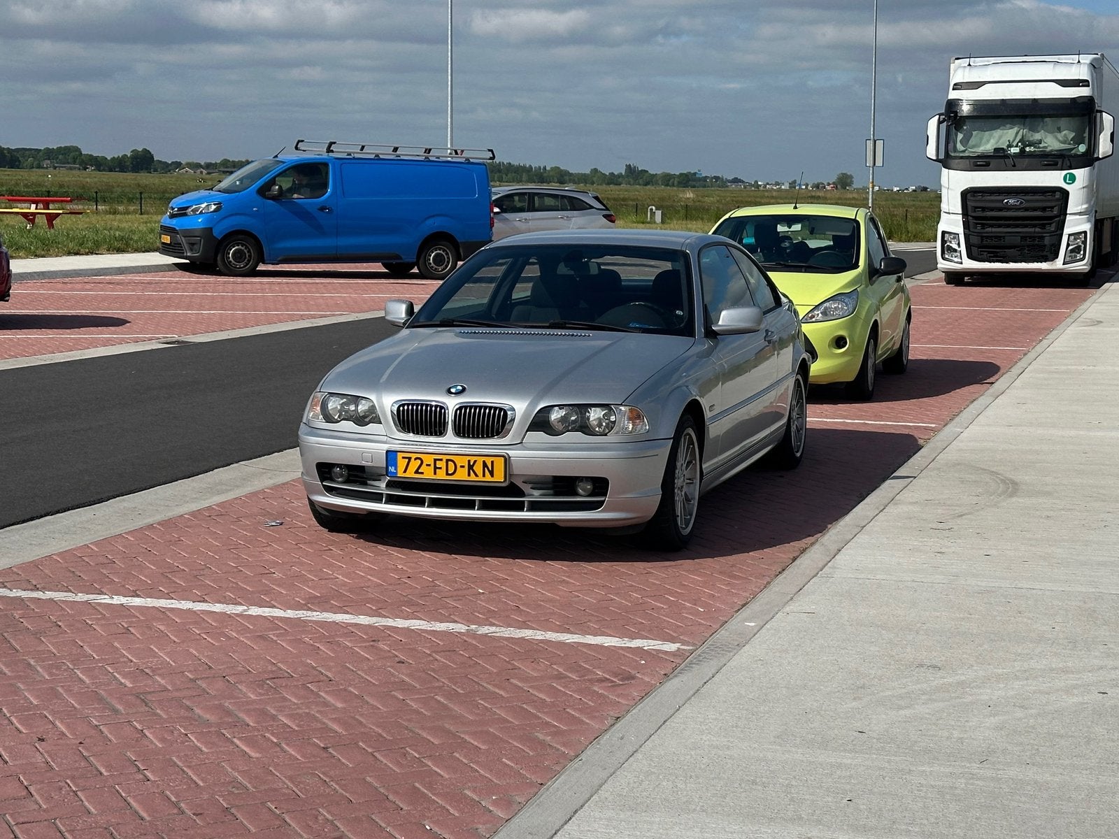 BMW 3-Serie 1.9 CI 318 Coupe 2000 Grijs, Auto's, 13 km/l, 4 cilinders, Origineel Nederlands, Handgeschakeld