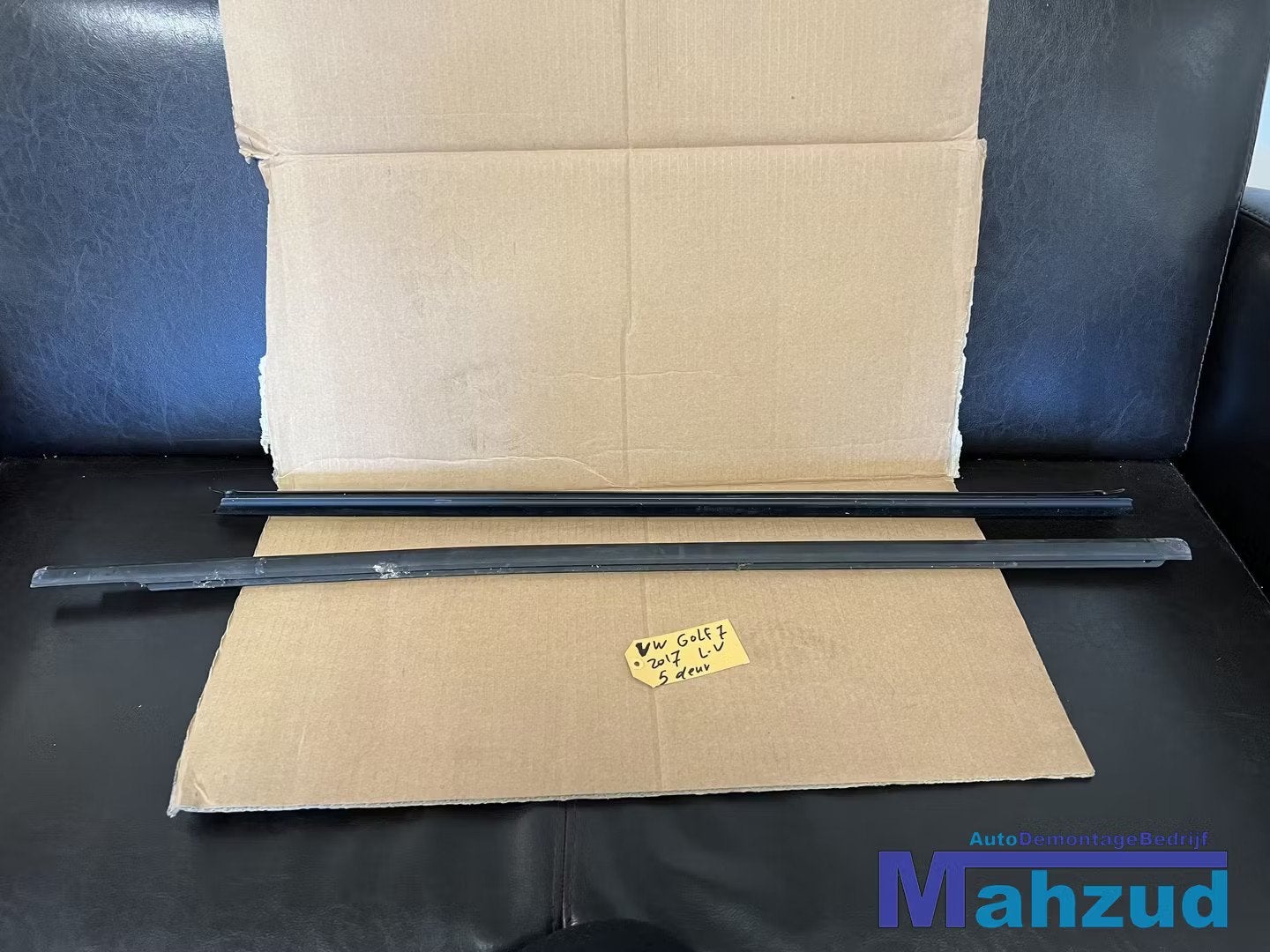 VW GOLF 7 7.5 Links voor raamrubber binnen buiten 2012-2019, Gebruikt, Volkswagen, Volkswagen AG, Berliner Ring 2
38440  Wolfsburg, DE