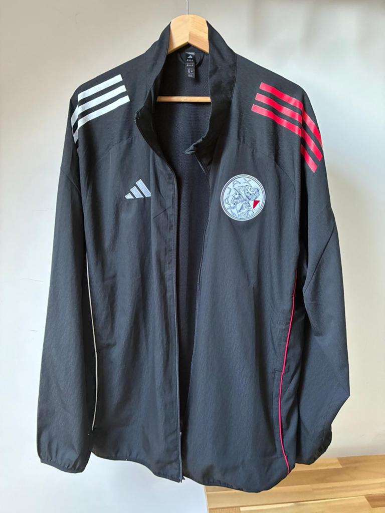 Adidas Ajax Trainingspak Zwart Maat 2XL seizoen 2025/2026, Kleding | Heren, Sportkleding, Zwart, Overige maten, Ophalen of Verzenden