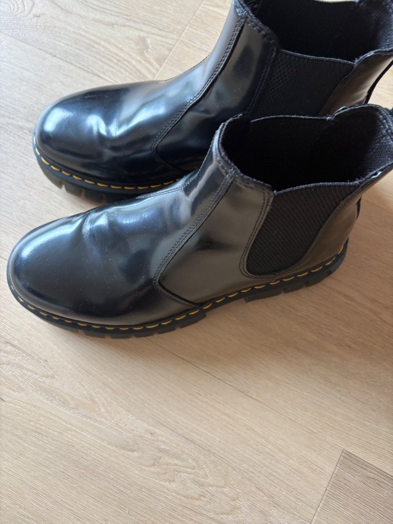 Dr martens 43, Verzenden, Zwart, Boots, Zo goed als nieuw