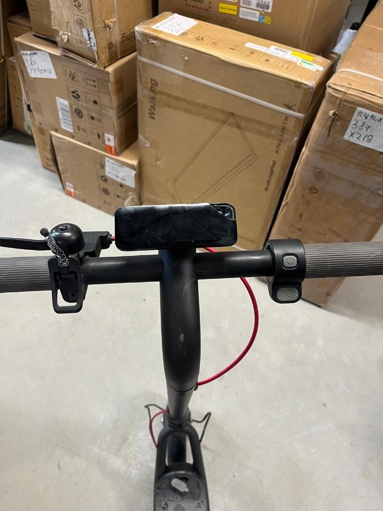 Navee V40 – Elektrische step – Defect, Fietsen en Brommers, Steps, Ophalen of Verzenden, Gebruikt, Elektrische step (E-scooter)