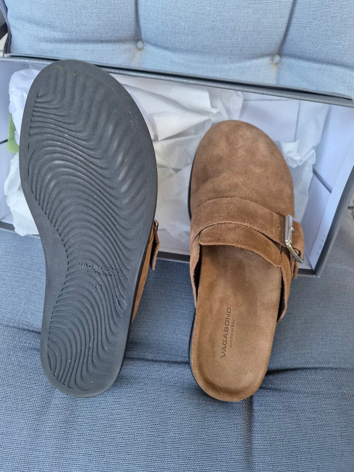Vagabond slippers maat 38, kleur camel, Kleding | Dames, Schoenen, Slippers, Beige, Nieuw, Ophalen of Verzenden
