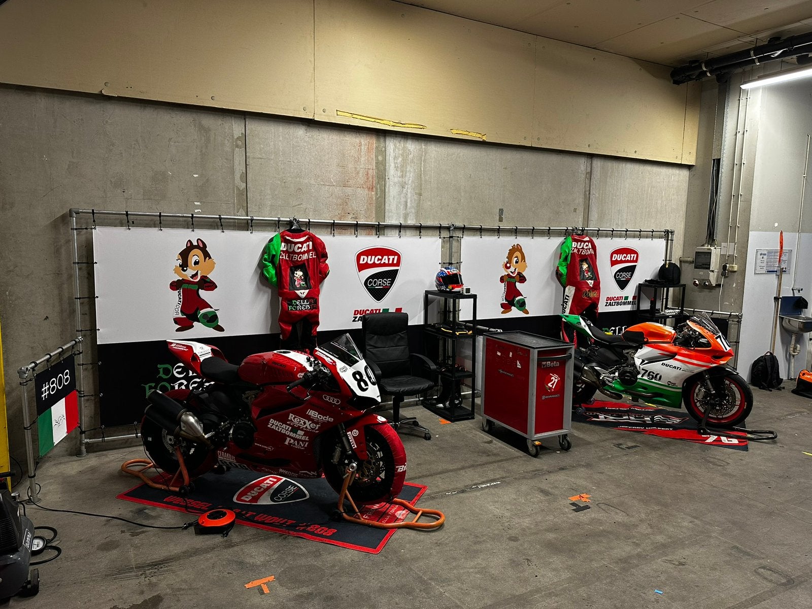 Aluminium spandoek frame reclame pitbox inrichting sponsor, Ophalen of Verzenden, Gebruikt