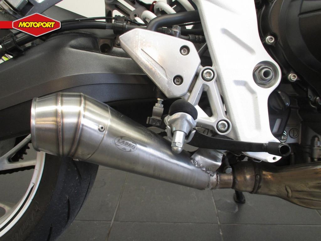 Honda CB 650 F ABS (bj 2016), Motoren, Doornveld 180-184
B-1731  ZELLIK, BE, Honda Motor Europe Ltd, Belgian Branche, Bedrijf