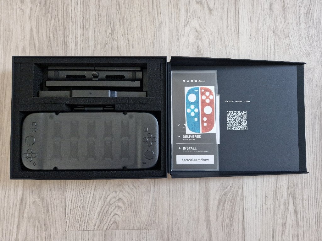Dbrand Killswitch case voor Switch 2, Verzenden, Zo goed als nieuw, Zonder controller, Switch Original