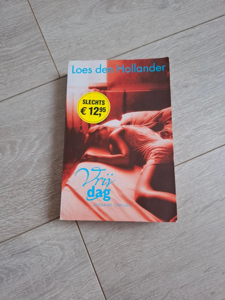 Vrijdag - Loes den Hollander, Boeken, Ophalen of Verzenden, Gelezen, Loes den Hollander