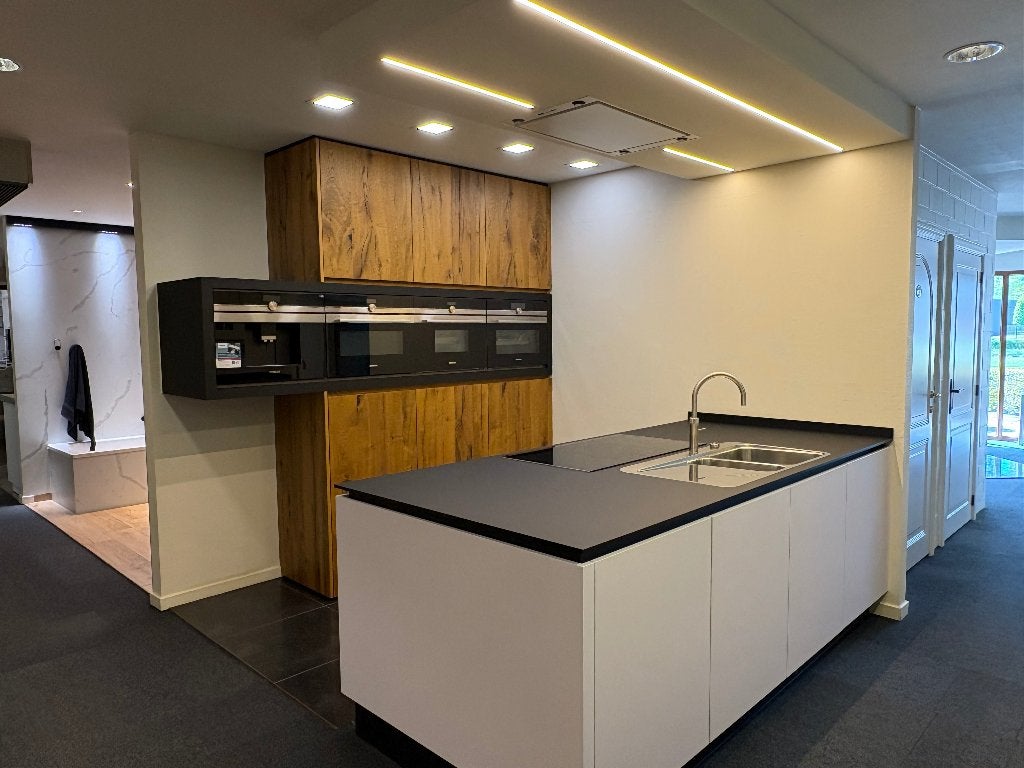 Keuken NIEUW, Ophalen, Wit, Overige typen, Nieuw