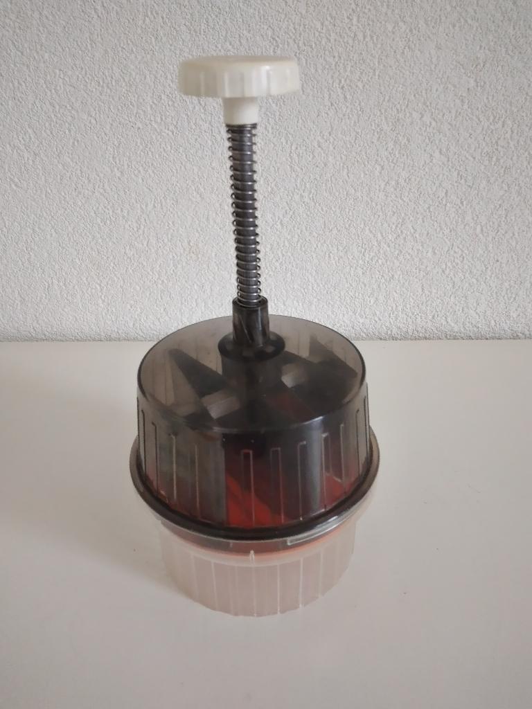 Uiensnijder Zyliss, Ophalen of Verzenden, Overige materialen, Overige merken, Overige typen