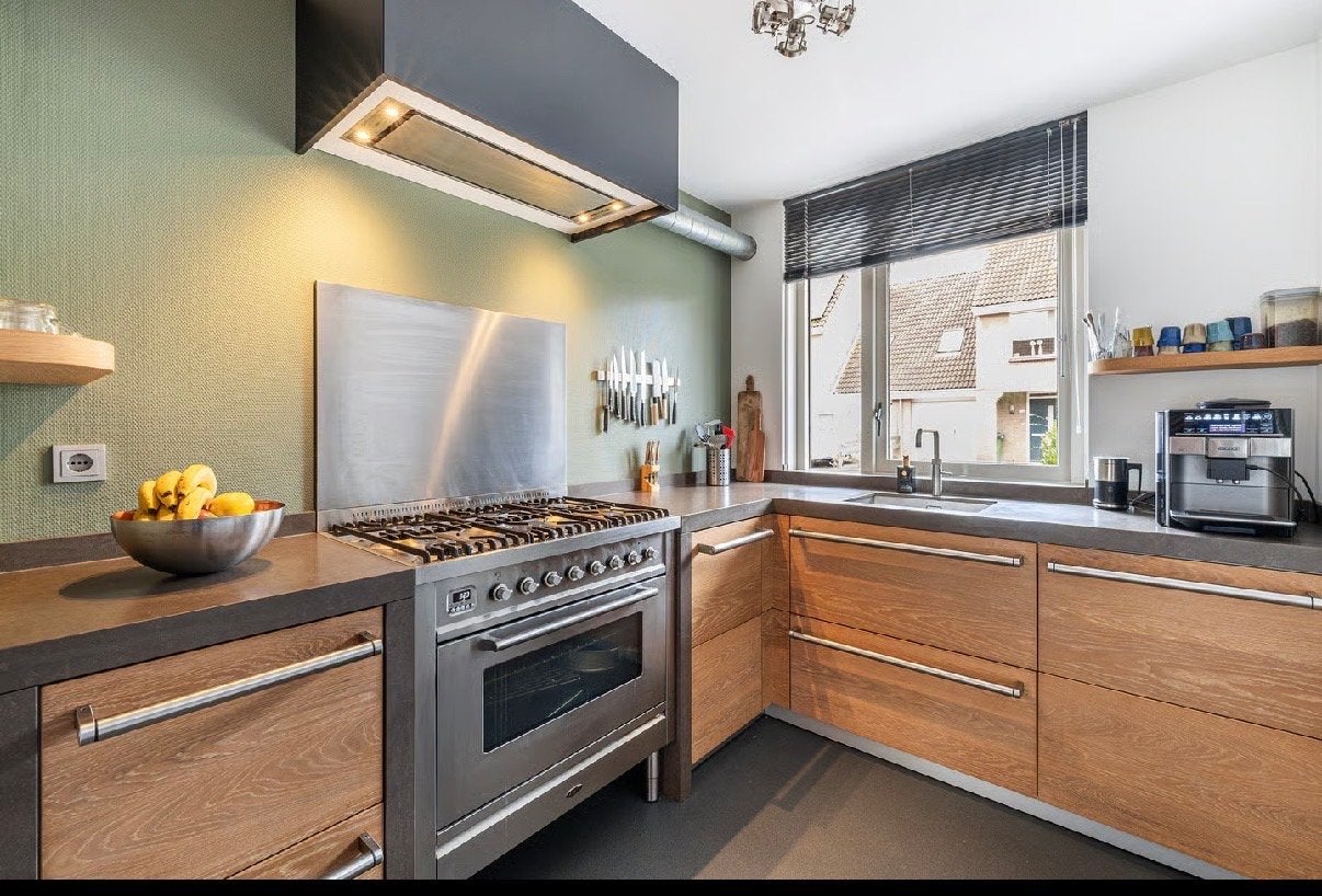Luxe keuken met boretti fornuis, Ophalen, Zo goed als nieuw