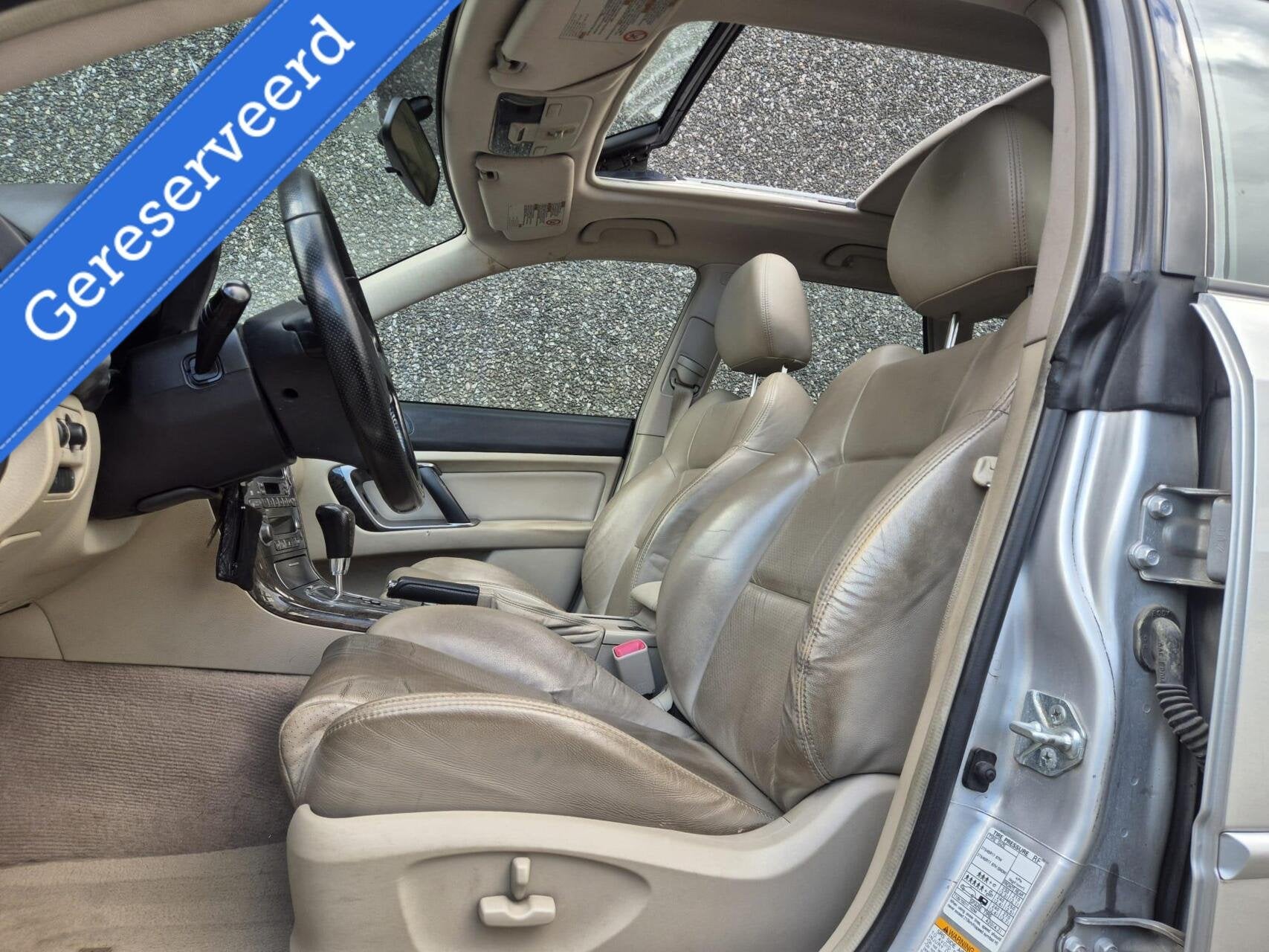 Subaru Legacy Touring 3.0R AWD Executive/245PK/Pano/Trekhaak, Auto's, Automaat, Dealer onderhouden, Gebruikt, Legacy