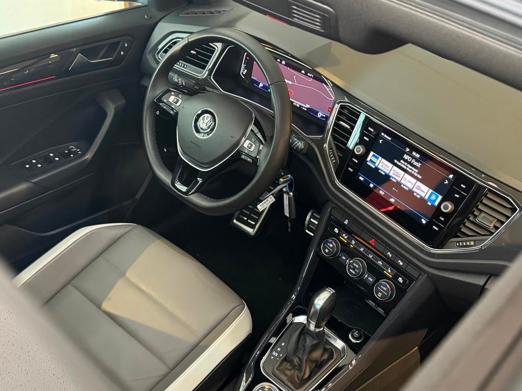 Volkswagen T-Roc 2.0 TSI 4Motion 190 PK |PANO|VIRTUAL|BEATS|, Automaat, 15 km/l, Gebruikt, Huisgarantie