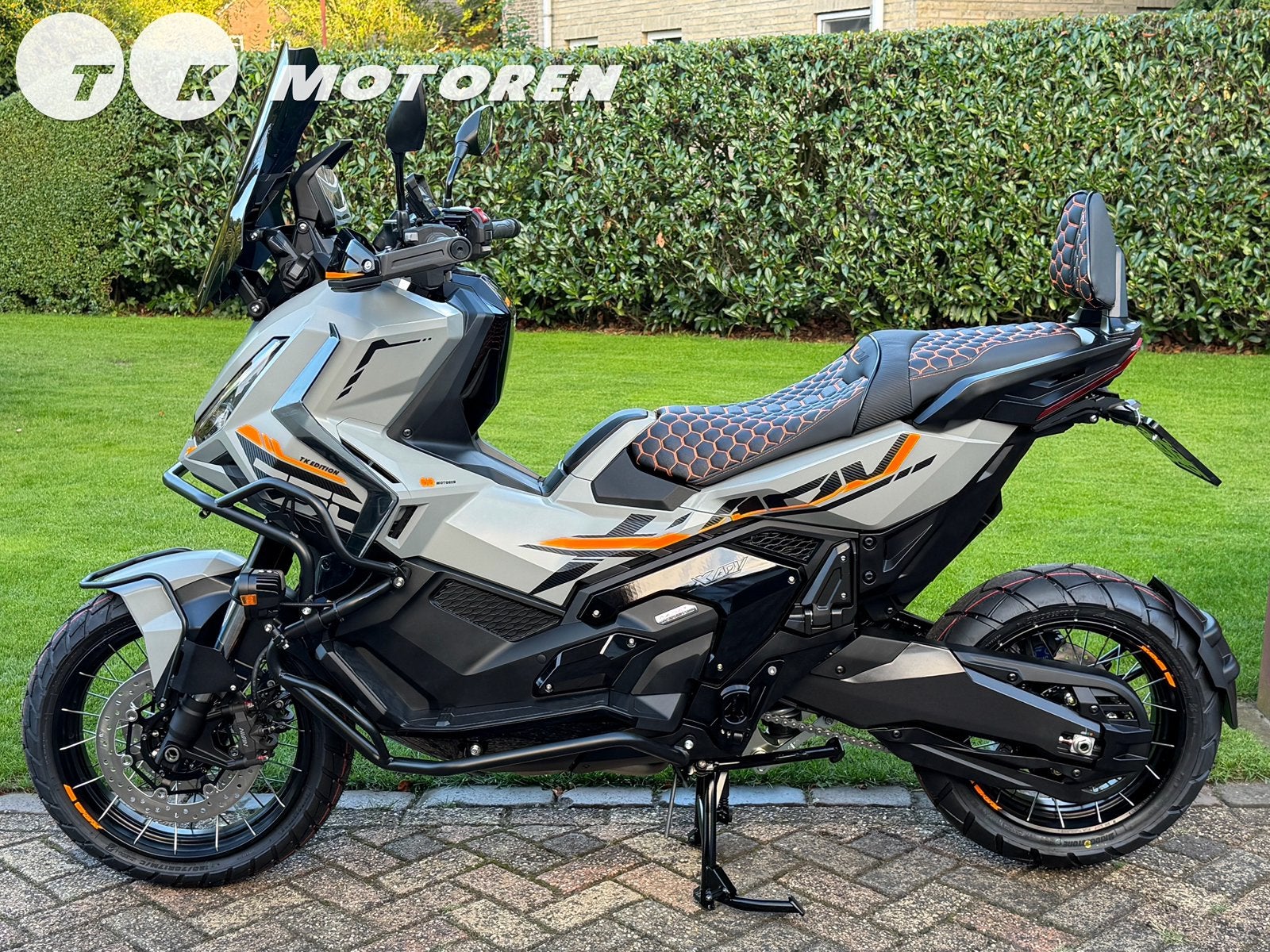 ⭐️ 2026 CUSTOM Honda XADV 750 NIEUW ORIGINEEL NL CARPLAY, Motoren, 750 cc, Traction Control, Nieuw, Motorrijbewijs A