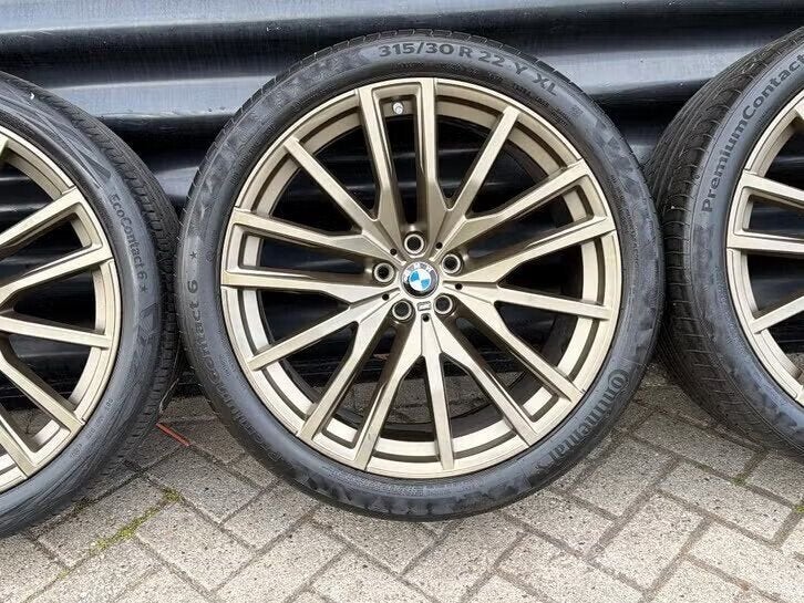 Foto 10 van 22” Orig Bmw Styl 742M G05 X5 X6 G06 velgen banden