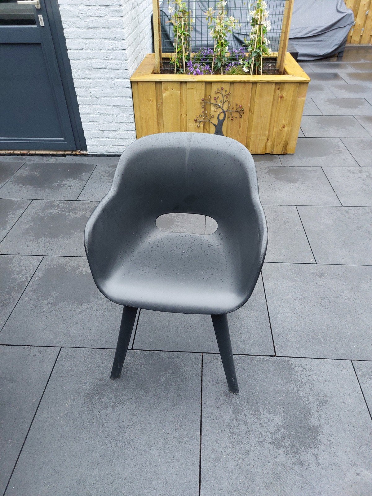 Moderne zwarte tuinstoelen (8 stuks), Tuin en Terras, Tuinstoelen, Ophalen, Kunststof