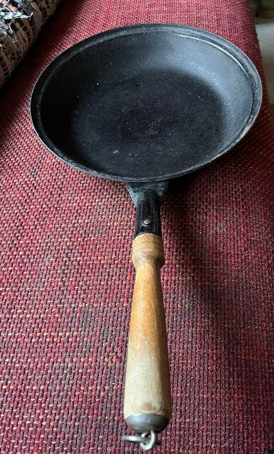 Oude Koekenpan met Houten Handvat, Ophalen of Verzenden
