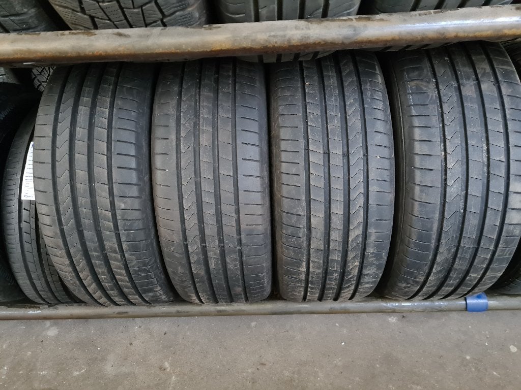 Hankook 235/55R17 103W VW transporter, Bestelwagen, Nieuw, 17 inch, Ophalen of Verzenden