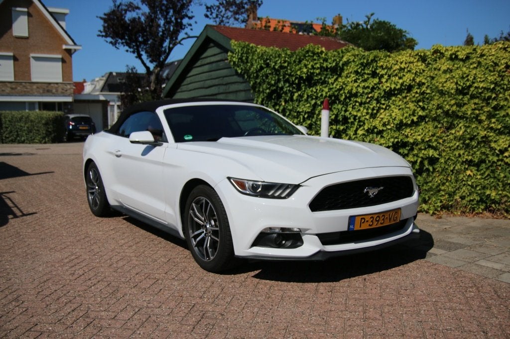 Ford Mustang ECOBOOST Onbekend (bj 2015, automaat), Auto's, Ford, Automaat, Gebruikt, Euro 6, 4 cilinders