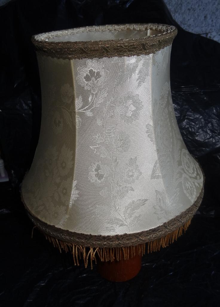 Lampenkap met franje * Beige- ecru- crème- champagnekleur, Ophalen, Gebruikt, Rond, Crème