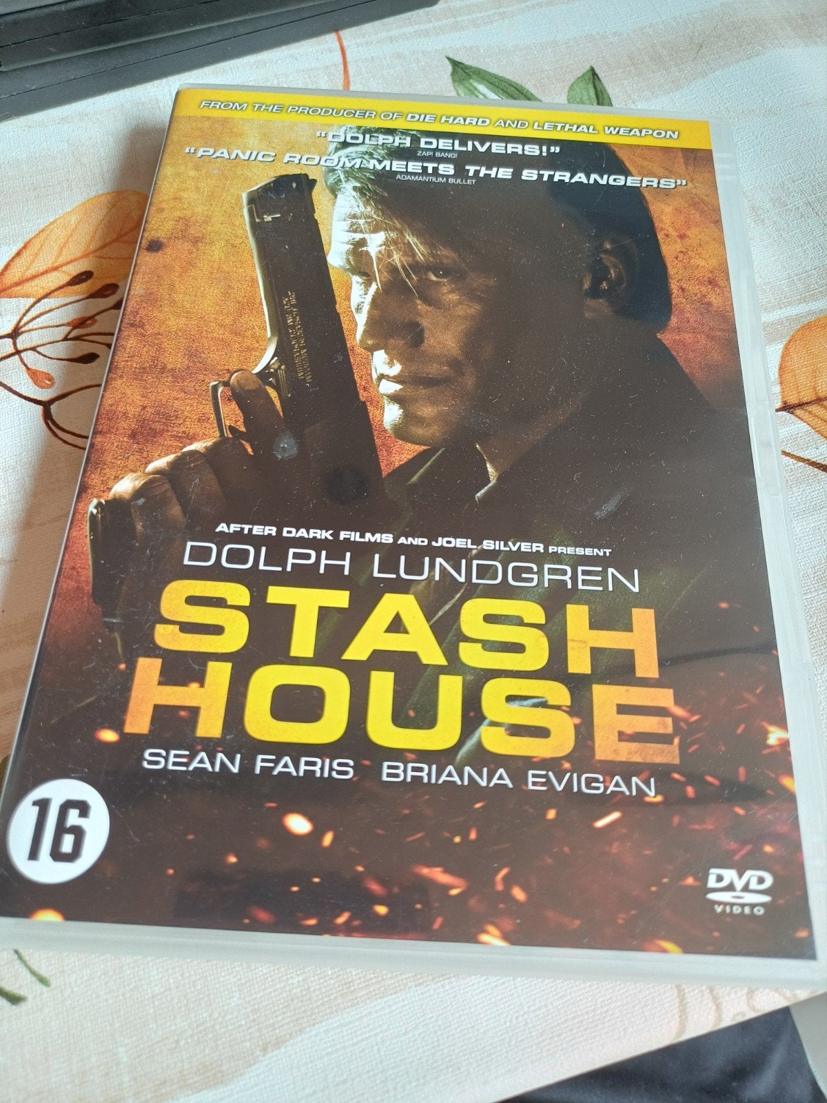 stash house, Alle leeftijden, Ophalen of Verzenden, Zo goed als nieuw