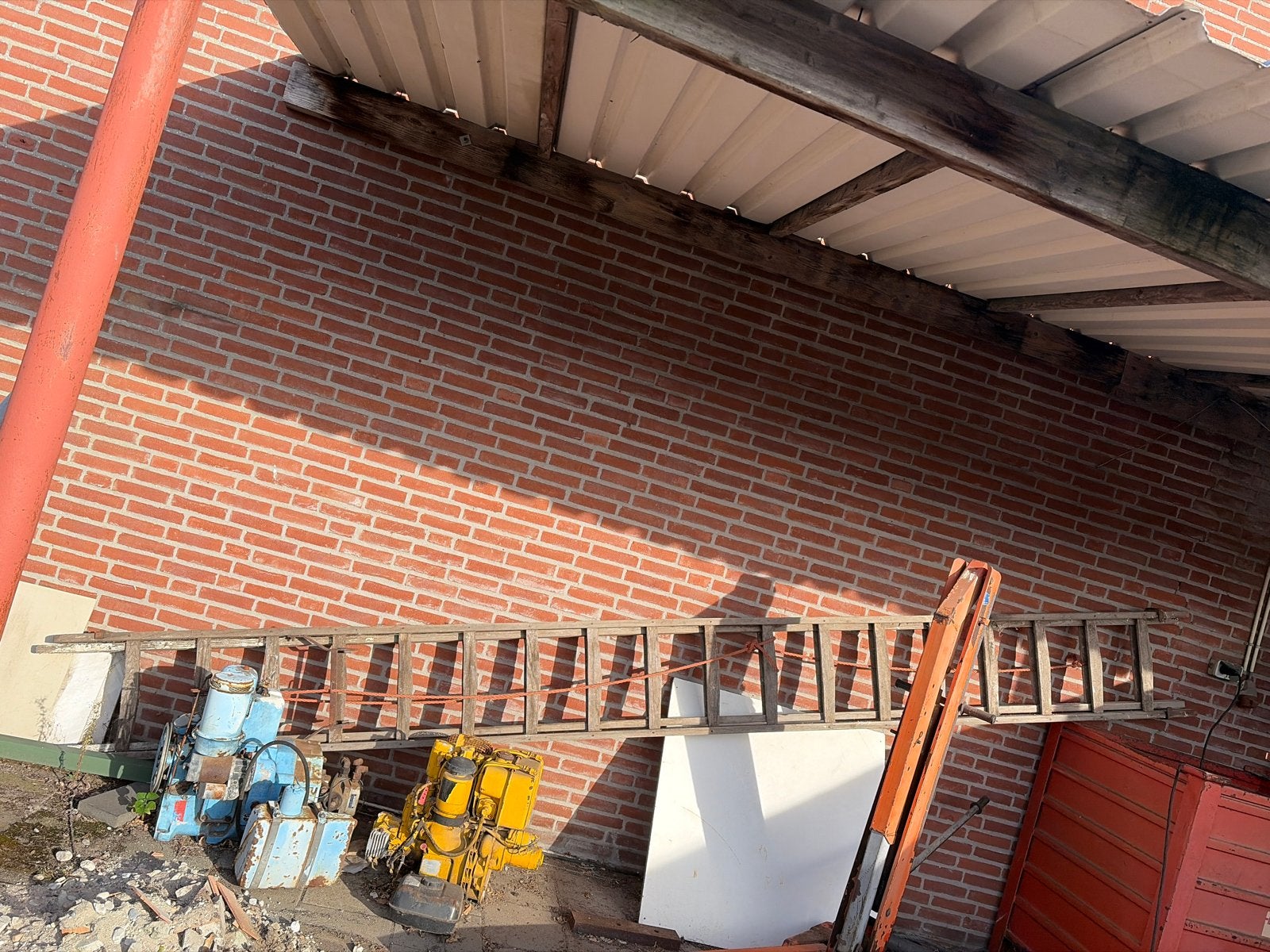 Gebr uittschuif ladder enkel ong 4,80  verleng even lang, Gebruikt, Ophalen of Verzenden, Ladder, Opvouwbaar of Inschuifbaar