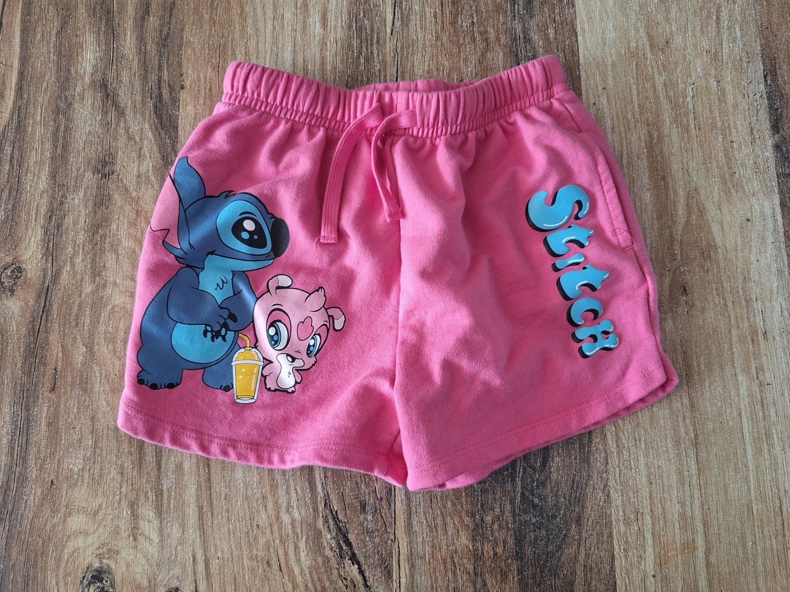 Stitch Korte broek maat 122, Broek, Meisje, Ophalen of Verzenden, Zo goed als nieuw