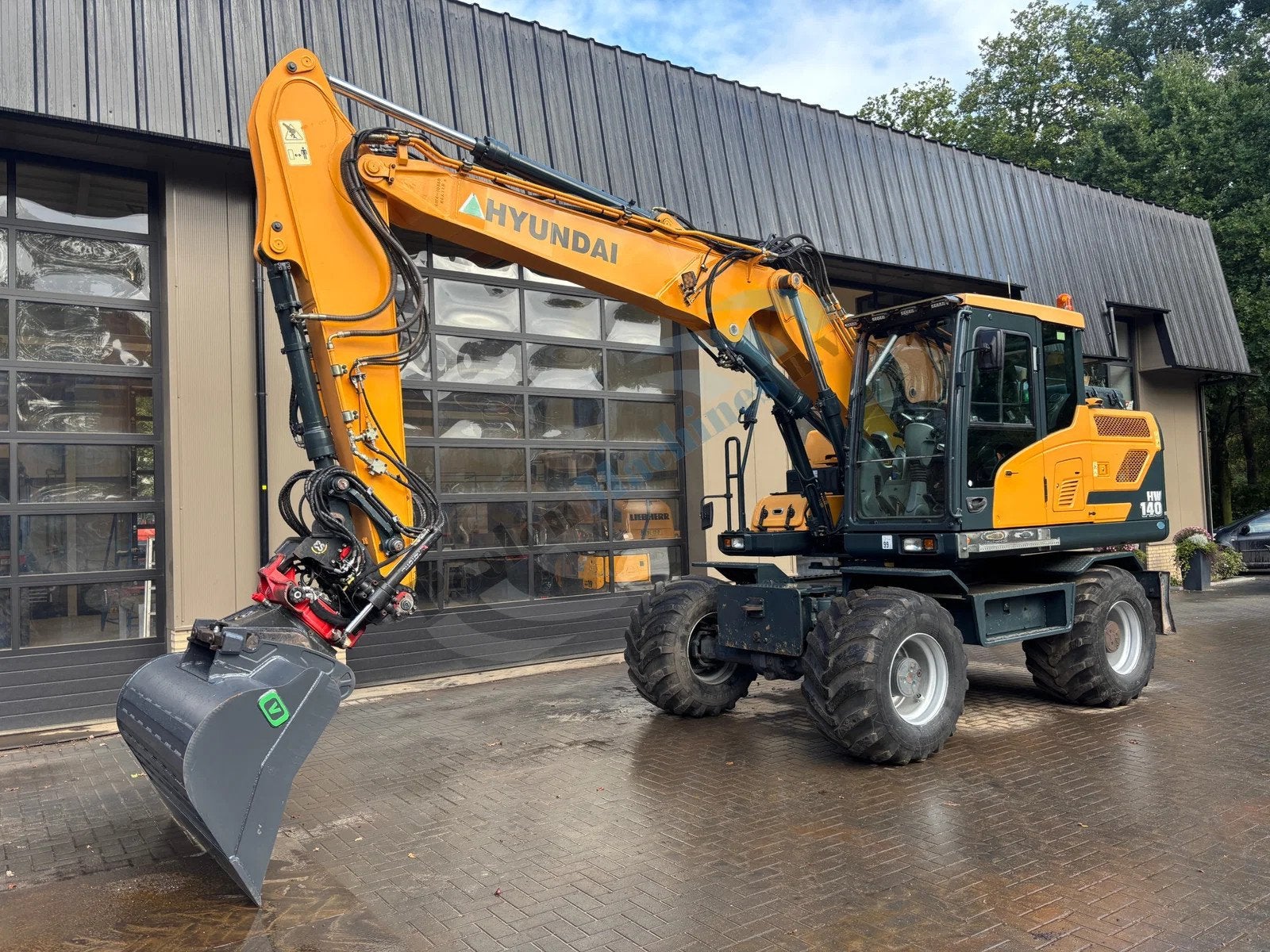 Hyundai HW 140 (bj 2017), Zakelijke goederen, Graafmachine