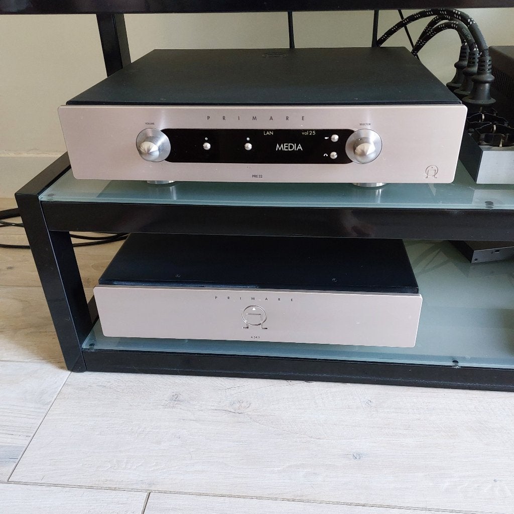 Primare PRE32 + MM30 en A34.2, Gebruikt, 120 watt of meer, Stereo, Ophalen