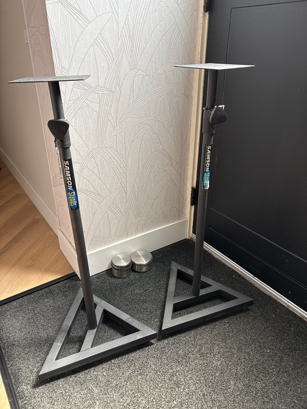 Samson Stands MS100 Studio Monitor Stands (Set van 2), Muziek en Instrumenten, Standaards, Ophalen, Gebruikt, Instrumentstandaard