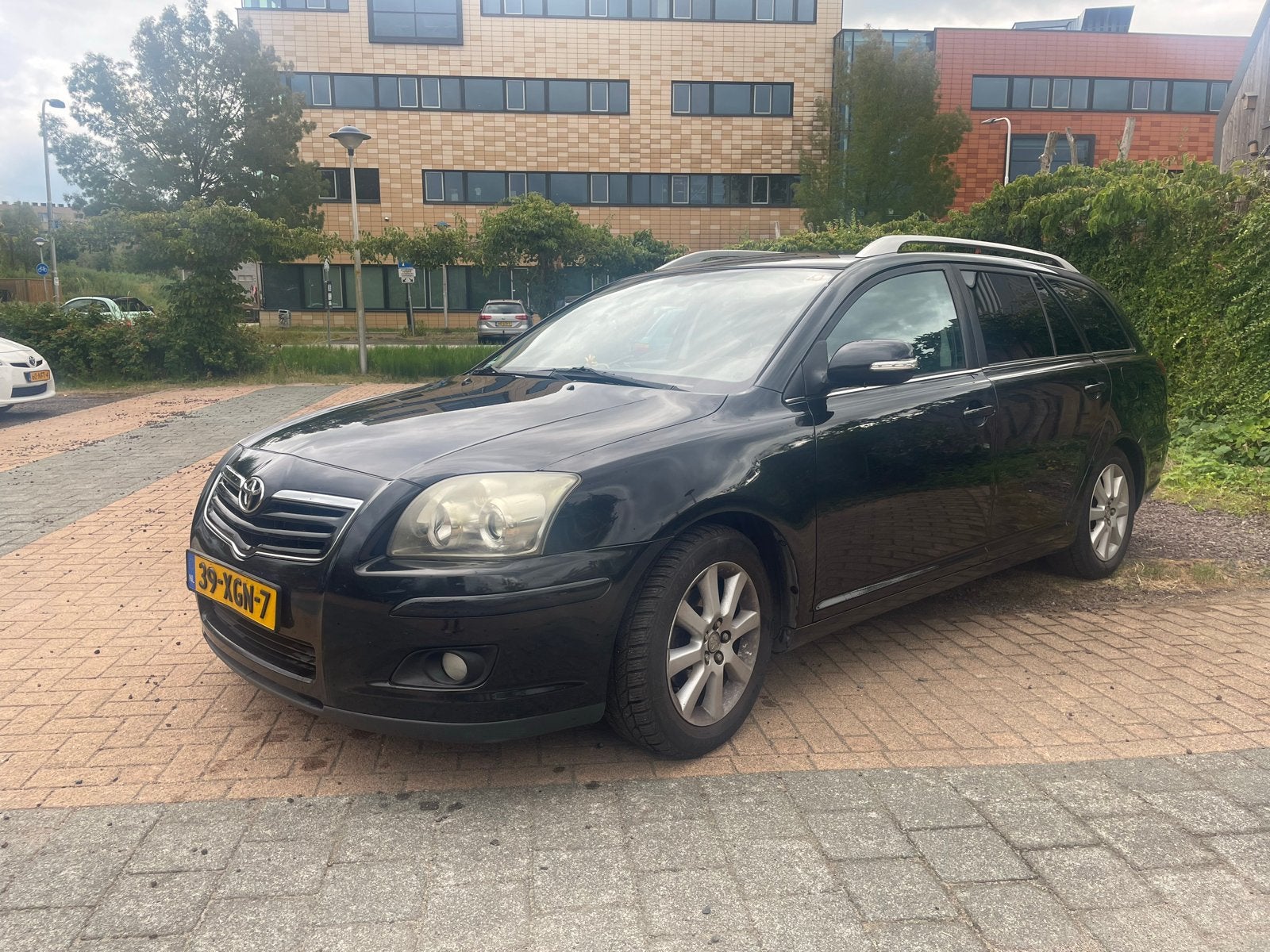 Toyota Avensis 1.8 16V Vvt-i Wagon 2007 Zwart, Auto's, Voorwielaandrijving, 1794 cc, Avensis, 4 cilinders