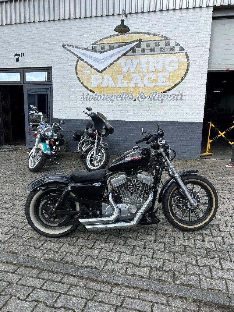 Sportster 883 Kustom Zomer klaar. Kan op 35 Kw A2 rijbewijs, Motoren, Motoren | Harley-Davidson, Bedrijf, Chopper, meer dan 35 kW