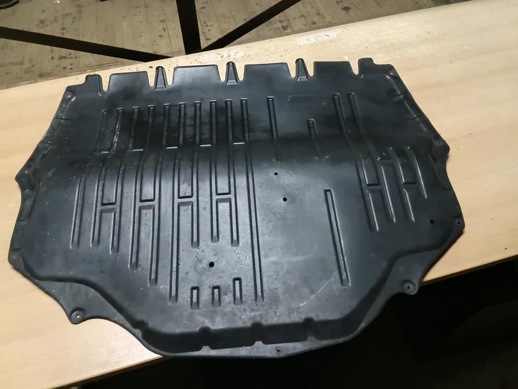 Diverse afdekplaten Skoda Fabia 2012, Ophalen, Gebruikt, Voor, Skoda