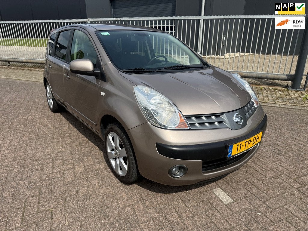 Nissan Note 1.6 First Note *NWE APK* LAGEKM!, Voorwielaandrijving, 15 km/l, Gebruikt, 4 cilinders