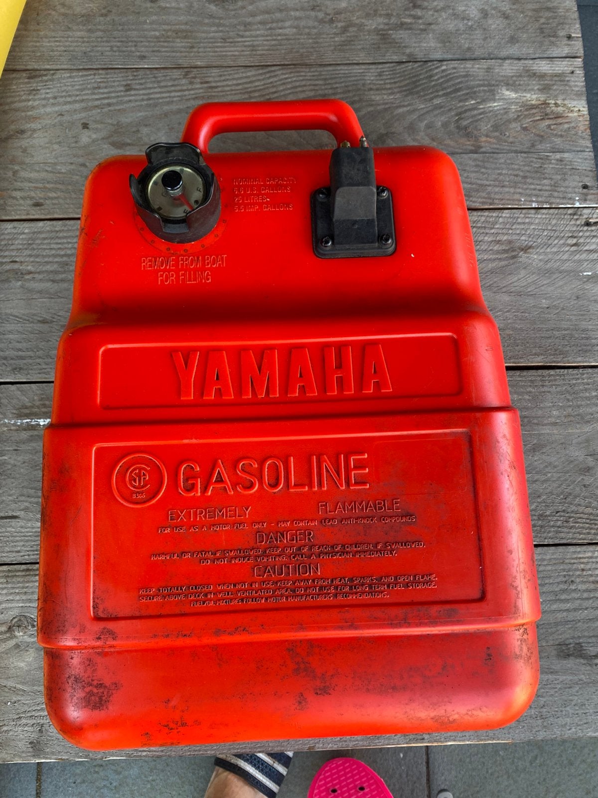 Yamaha benzinetank 25 liter met indicatielevel, Watersport en Boten, Bootonderdelen, Ophalen, Zo goed als nieuw, Motor en Techniek
