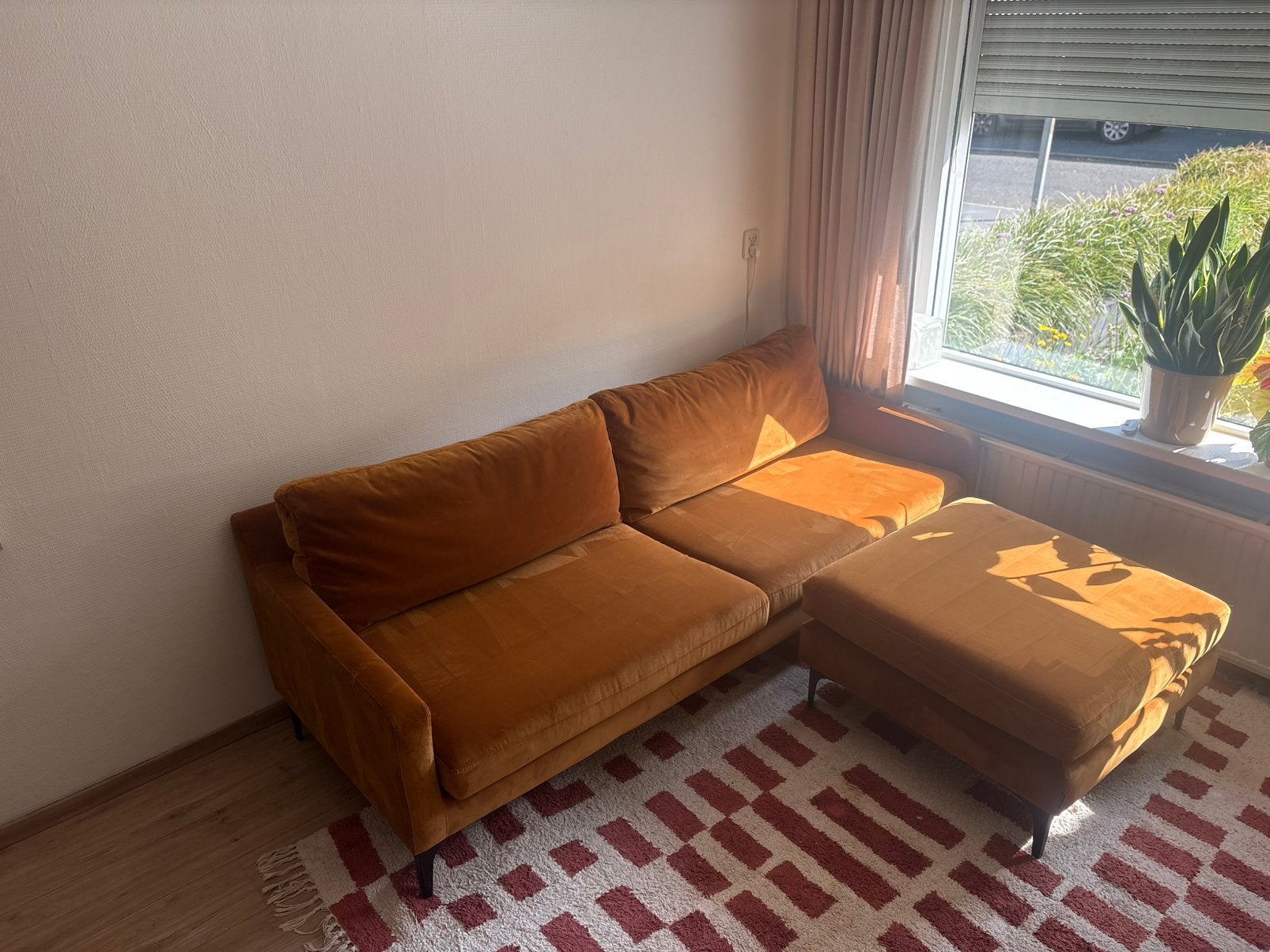Okergele bank - Astha Sofa Company, Ophalen, Gebruikt, Driepersoons, 75 tot 100 cm