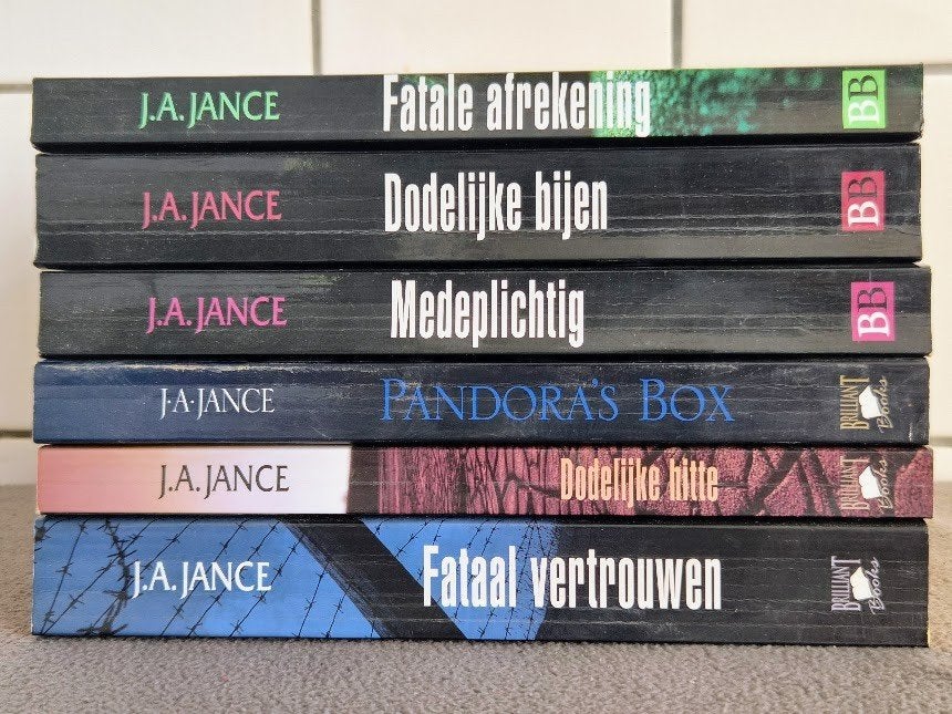 Stapel boeken 6 stuks van J.A. Jance